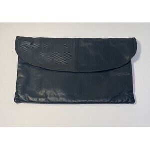 Vtg Karavan Black Leather Envelope Clutch Zip Closure Elegant Event Minimalist